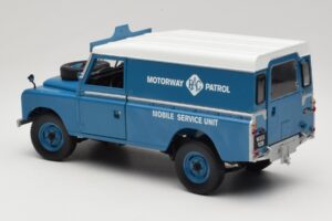 Land Rover Series III 109 Soft Top Motorway Patrol Blauw Eagles Race 1:18 4403 Metaal — afbeelding 7 van 8