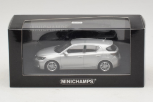 Lexus CT200h Zilver Minichamps 1:43 410166001 Metaal — afbeelding 4 van 4