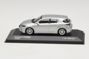 Lexus CT200h Zilver Minichamps 1:43 410166001 Metaal