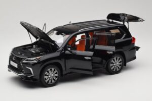 Lexus LX570 J200 Zwart LCD 1:18 LCD18010-BL Metaal — afbeelding 2 van 8