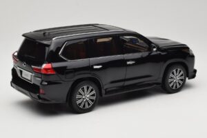 Lexus LX570 J200 Zwart LCD 1:18 LCD18010-BL Metaal — afbeelding 3 van 8