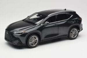 Lexus NX450h+ AZ20 Zwart Kyosho 1:18 08968GBK Hars