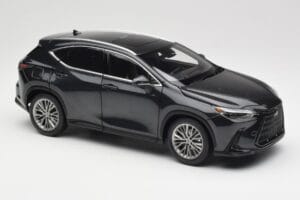 Lexus NX450h+ AZ20 Zwart Kyosho 1:18 08968GBK Hars — afbeelding 6 van 8
