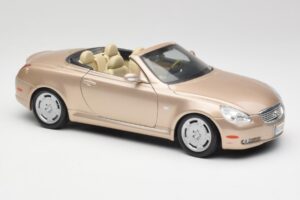 Lexus SC430 Beige Maisto 1:18 31629 Metaal — afbeelding 6 van 8