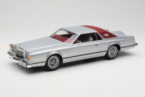 Lincoln Continental Mark V Coupe Zilver BoS Models 1:18 BOS084 Hars