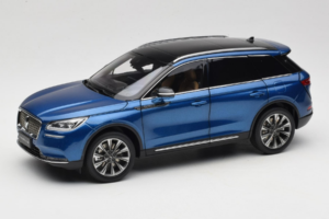 Lincoln Corsair Blauw OEM 1:18 LINCOLN001 Metaal