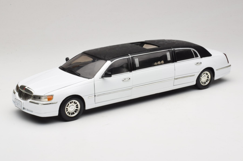 Lincoln Limousine Wit Sun Star 1:18 1260 Metaal