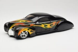 Lincoln Zephyr Scrape Custom Zwart met Vlammen Hot Wheels 1:18 57319 Metaal