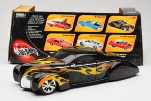 Lincoln Zephyr Scrape Custom Zwart met Vlammen Hot Wheels 1:18 57319 Metaal — afbeelding 8 van 8