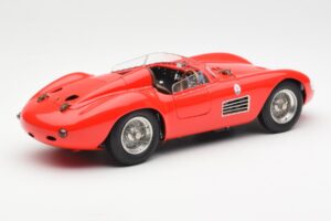 Maserati 300S Rood CMC 1:18 M-105 Metaal — afbeelding 2 van 6