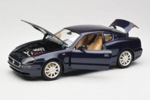 Maserati 3200 GT Zwart Bburago 1:18 3371 Metaal — afbeelding 2 van 8