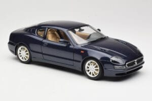 Maserati 3200 GT Zwart Bburago 1:18 3371 Metaal — afbeelding 6 van 8