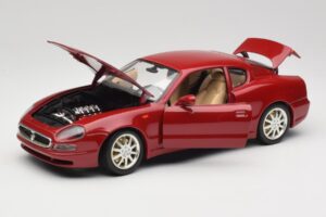 Maserati 3200 GT Donkerrood Bburago 1:18 3341-M2 Metaal — afbeelding 2 van 8