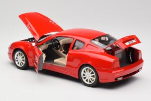 Maserati 3200 GT Rood Speciale Collectie Bburago 1:18 30071 Metaal — afbeelding 5 van 8