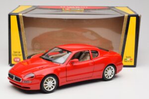 Maserati 3200 GT Rood Speciale Collectie Bburago 1:18 30071 Metaal — afbeelding 8 van 8