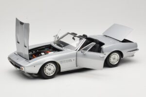 Maserati Ghibli Spyder Zilver Minichamps 1:18 100122330 Metaal — afbeelding 2 van 7
