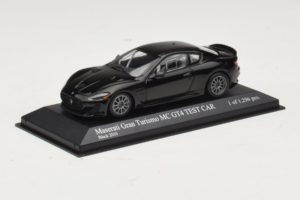 Maserati GranTurismo MC GT4 Zwart Minichamps 1:43 400101202 Metaal — afbeelding 2 van 4