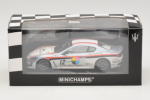 Maserati GranTurismo MC GT4 #12 Sperati / La Mazza Maserati MC 2010 Minichamps 1:43 400101212 Metaal — afbeelding 5 van 5