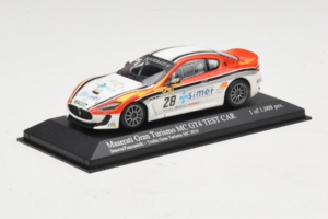Maserati GranTurismo MC GT4 #28 Smurra / Piancastelli Maserati MC 2010 Minichamps 1:43 400101228 Metaal — afbeelding 2 van 5