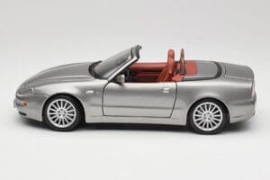 Maserati 4200 GT Spyder Grijs Bburago 1:18 18-12019 Metaal — afbeelding 4 van 8