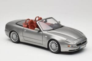 Maserati 4200 GT Spyder Grijs Bburago 1:18 18-12019 Metaal — afbeelding 6 van 8