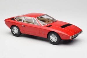 Maserati Khamsin Rood Minichamps 1:18 107123821 Hars — afbeelding 4 van 6
