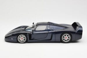 Maserati MC12 Road Car Blauw Metallic AUTOart 1:18 75802 Metaal — afbeelding 4 van 8