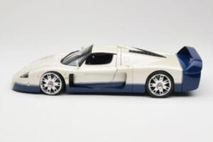Maserati MC12 Wit Blauw Hot Wheels 1:18 G7158 Metaal — afbeelding 4 van 8