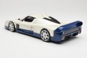 Maserati MC12 Wit Blauw Hot Wheels 1:18 G7158 Metaal — afbeelding 7 van 8
