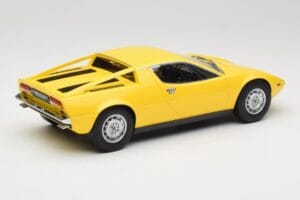 Maserati Merak Geel Minichamps 1:18 107123760 Hars — afbeelding 2 van 6