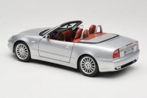 Maserati Spyder Zilver Maisto 1:18 31667 Metaal — afbeelding 7 van 8