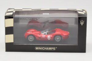 Maserati Tipo 61 #6 R. Penske SCCA National Race Meadowdale 1961 Minichamps 1:43 400611206 Metaal — afbeelding 4 van 4