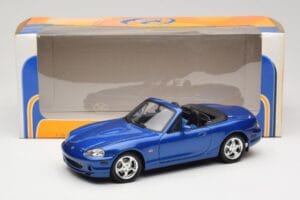 Mazda MX-5 NA 10th Anniversary Blue Metallic Gate 1:18 01071 Metaal — afbeelding 8 van 8