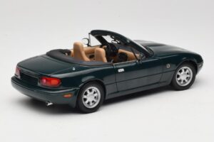Mazda MX-5 NA Emerald Green Gate 1:18 01017 Metaal — afbeelding 3 van 8
