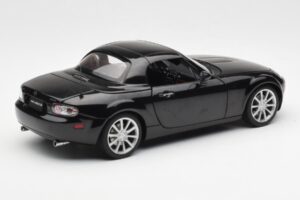 Mazda MX-5 NC Roadster Retractable Hardtop US Spec Zwart AUTOart 1:18 75971 Metaal — afbeelding 5 van 10
