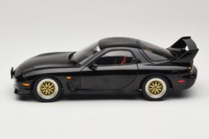 Mazda RX-7 FD Tuned Version Brilliant Black AUTOart 1:18 75968 Metaal — afbeelding 4 van 8