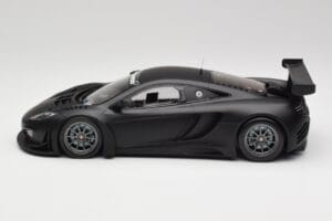 McLaren 12C GT3 Carbon Mat Zwart Minichamps 1:18 151121390 Metaal — afbeelding 3 van 6