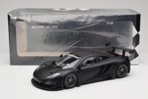 McLaren 12C GT3 Carbon Mat Zwart Minichamps 1:18 151121390 Metaal — afbeelding 6 van 6