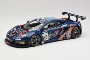 McLaren 12C GT3 #88 Von Ryan Racing A. Barff / T. Goodwin / B. Senna Spa 24 Hours 2013 Minichamps 1:18 151131388 Metaal