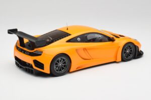 McLaren 12C GT3 Papaya Oranje Minichamps 1:18 151121391 Metaal — afbeelding 2 van 6