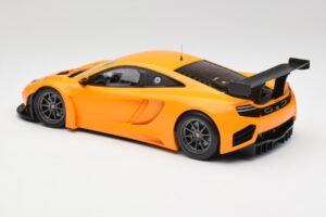 McLaren 12C GT3 Papaya Oranje Minichamps 1:18 151121391 Metaal — afbeelding 5 van 6