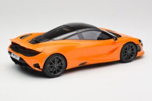 McLaren 750S McLaren Orange TopSpeed 1:18 TS0547 Metaal — afbeelding 2 van 6