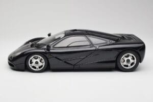 McLaren F1 Blue Metallic Minichamps 1:12 530133130 Metaal — afbeelding 4 van 8