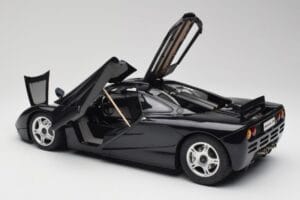 McLaren F1 Blue Metallic Minichamps 1:12 530133130 Metaal — afbeelding 5 van 8