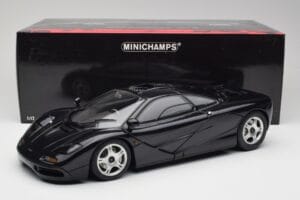 McLaren F1 Blue Metallic Minichamps 1:12 530133130 Metaal — afbeelding 8 van 8