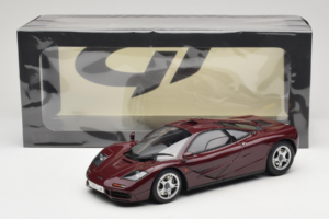 McLaren F1 Burgundy Red GT Spirit 1:18 GT534 Hars — afbeelding 6 van 6
