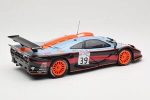 McLaren F1 GTR #39 Gulf R. Bellm / A. Gilbert / M. Sekiya 24 Hours of Le Mans 1997 UT Models 1:18 39725 Metaal — afbeelding 3 van 8
