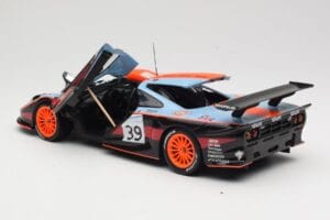 McLaren F1 GTR #39 Gulf R. Bellm / A. Gilbert / M. Sekiya 24 Hours of Le Mans 1997 UT Models 1:18 39725 Metaal — afbeelding 5 van 8