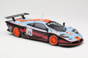 McLaren F1 GTR #39 Gulf R. Bellm / A. Gilbert / M. Sekiya 24 Hours of Le Mans 1997 UT Models 1:18 39725 Metaal — afbeelding 6 van 8