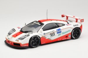 McLaren F1 GTR GT1 #30 West Competition J. Nielsen 1996 UT Models 1:18 39624 Metaal